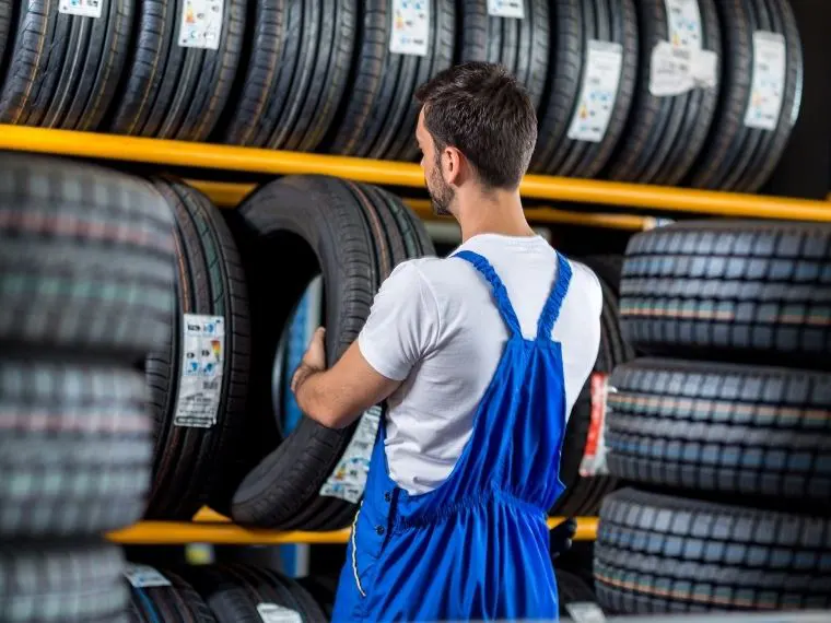 Kavaklıdere Oto Lastikçi